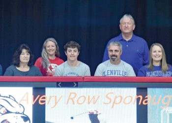 Avery TVHs to play Golf at Glenville | Information, sports activities, jobs