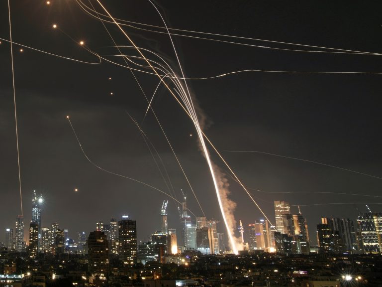 Alert Pink on cellphones, cries, jogging and one evening of nightmare in Tel Aviv after cross assaults between Israel and Iran