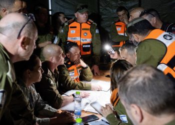 Israel attacked Iran’s army targets and acquired new bombs in Beersheba