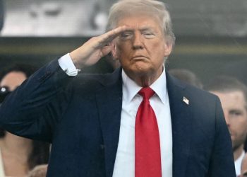 Web trolls all around the world mock Trump’s navy birthday parade from Trump