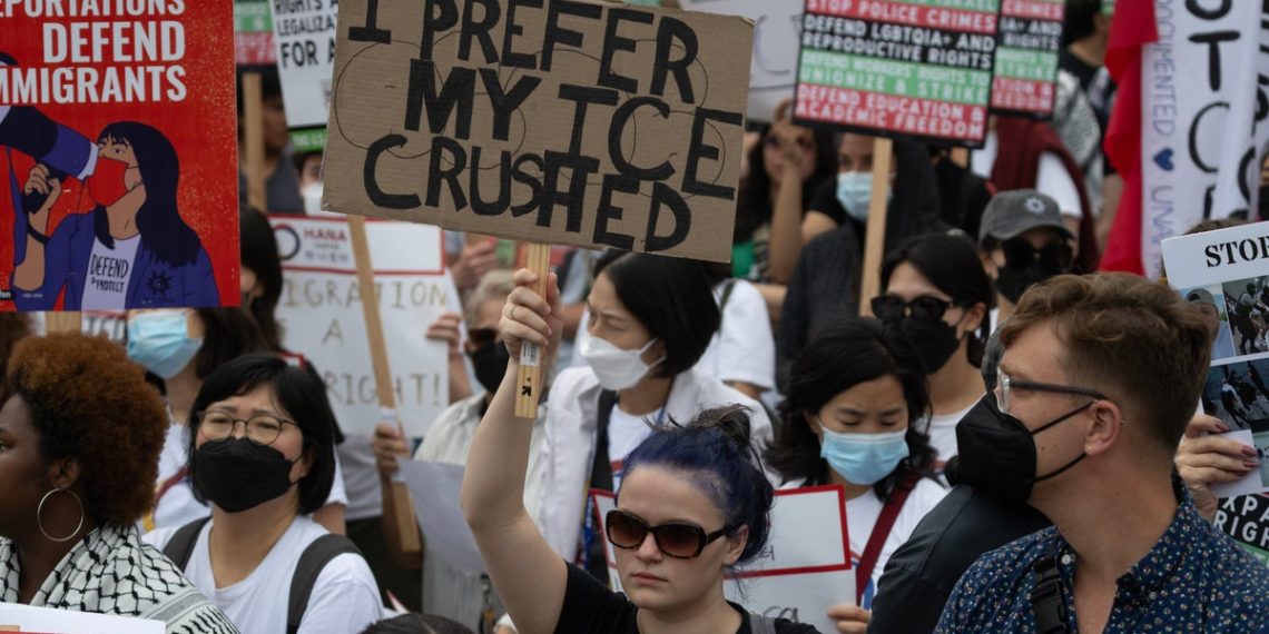 Florida Sheriff warns demonstrators: “We’ll kill you.”