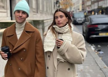 Hailey Bieber dismisses divorce rumours as she posts pic in her marriage ceremony ring; Justin Bieber shares movies about hate