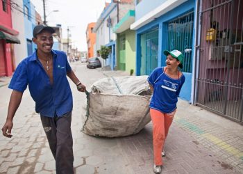 City Recycler mannequin international plastic politics