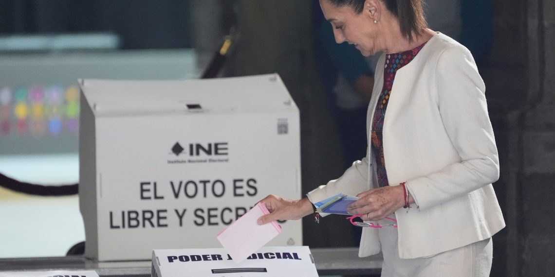Mexico already chooses all its judges beneath the shadow of corruption and crime