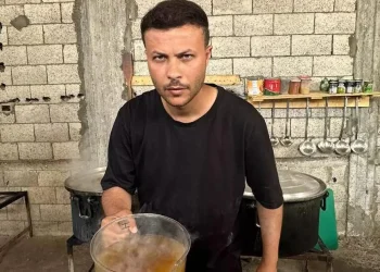 Palestinian Meals Blogger Wins Award Amid Hunger in Gaza