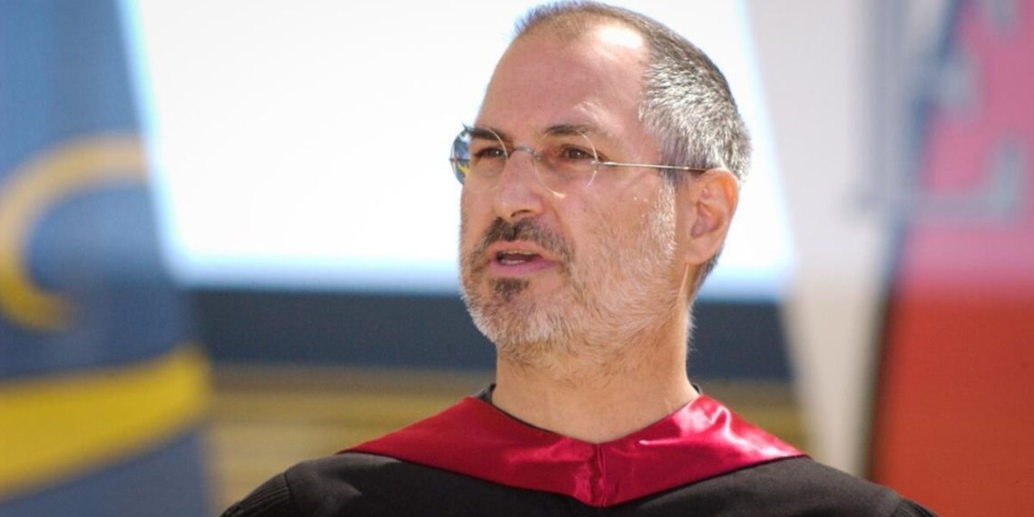 Steve Jobs archive shares tales, movies and notes of his well-known starting speech