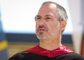Steve Jobs archive shares tales, movies and notes of his well-known starting speech