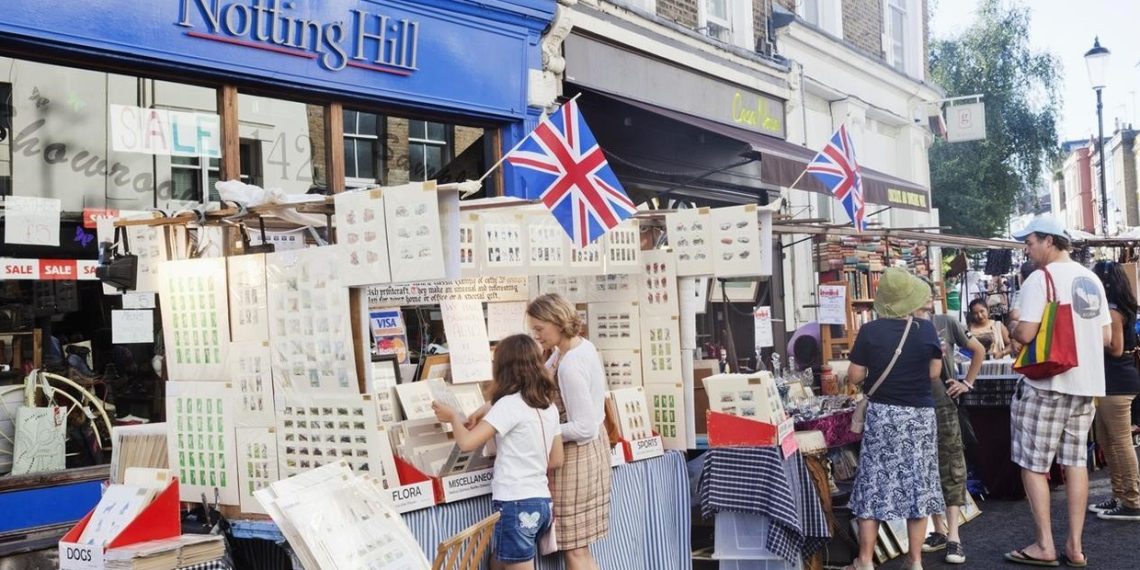 The well-known London district now not is aware of what to do with the invasion of “influencers”