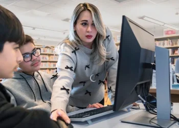 Discovering his future in a technological profession Offered information