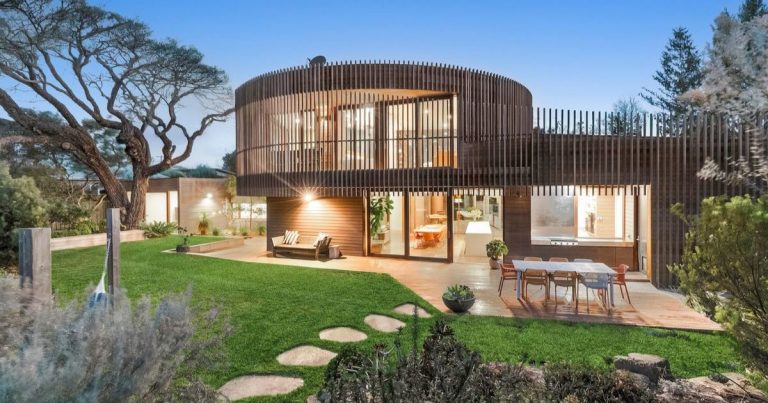 Luxurious, life-style, land and the final word tackle – Occasions Information Group