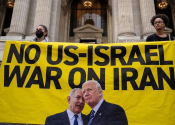 Donald Trump and the entice of the Israeli and Iran battle or when the warfare kills the story