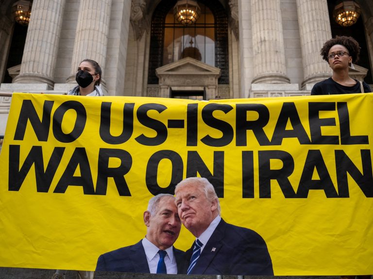 Donald Trump and the entice of the Israeli and Iran battle or when the warfare kills the story