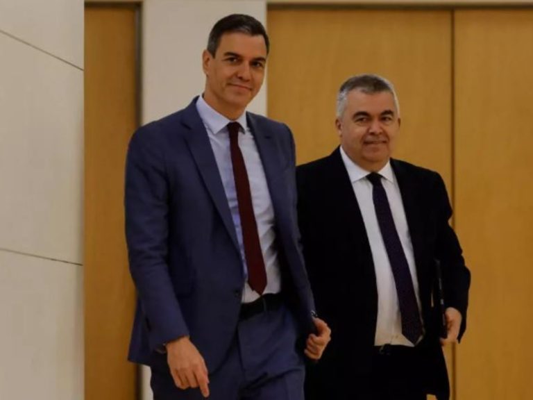 Pedro Sánchez Famalea after the autumn of one other excessive chief of the PSOE for the alleged assortment of Coimas