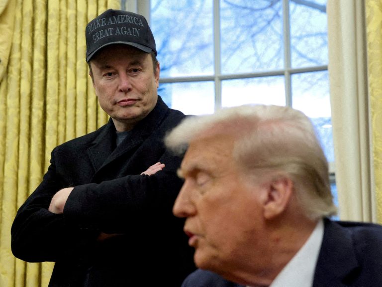 The struggle between Donald Trump and Elon Musk places the Casa Rosada in entrance of a crossroads