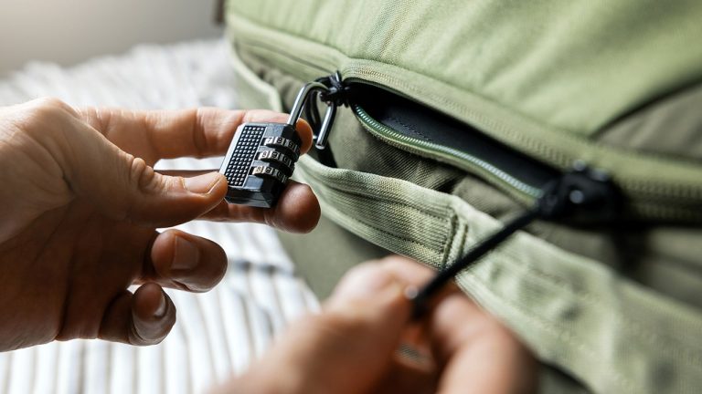 Journey consultants debate whether or not locking your baggage is value it for summer time journeys