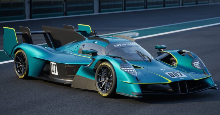 Aston Martin Valkyrie LM has a steering wheel embedded display screen