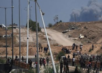 Israel armed a Palestinian militia to struggle Hamas, they are saying officers