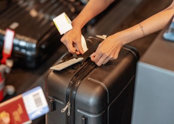 Underweight baggage rejected at airport as passenger shares uncommon criticism