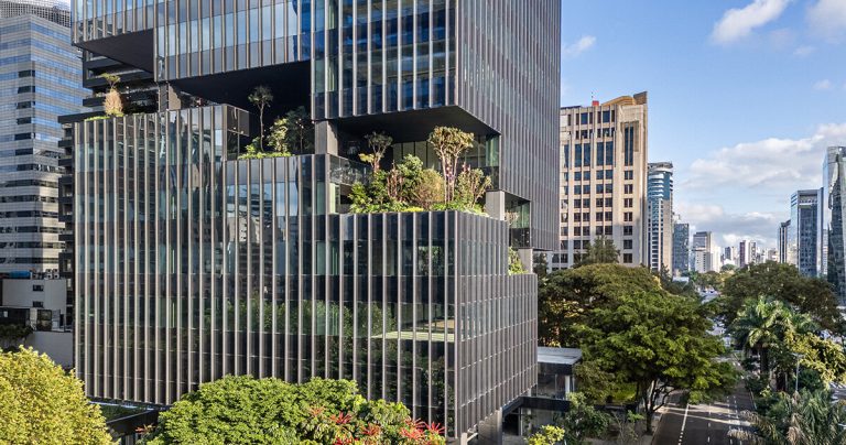 AFLOLO/Gasperini Full Tower Salma architects with spiling gardens in São Paulo