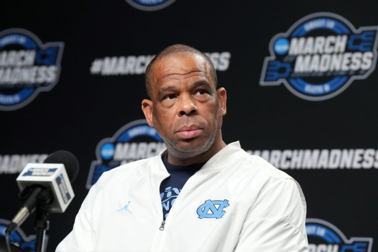 North Carolina basketball sends message after Kentucky Information