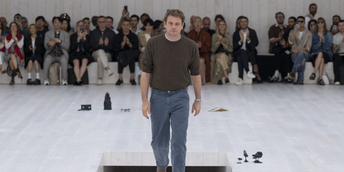 Why Jonathan Anderson Was Chosen for the Prime Put up at Dior