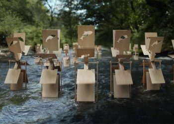 The UK Flowing River turns into a motor for putting in kinetic handmade by Tom & Matt