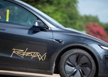 Tesla’s robotax is dwell: Listed below are a few of the first reactions.