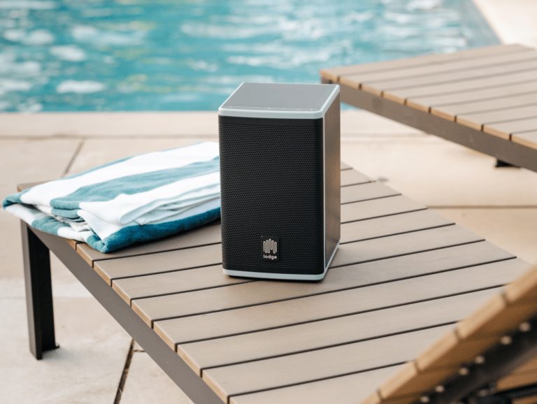 Lodge Photo voltaic Speaker four S -They might by no means keep with out juice