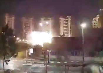 The second during which a Iran missile impacts a residential constructing close to Tel Aviv: at the very least 4 lifeless