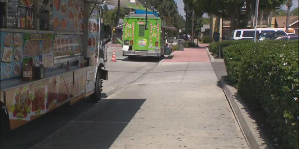 Clients avoid Santa Ana meals vehicles amid ICE operations