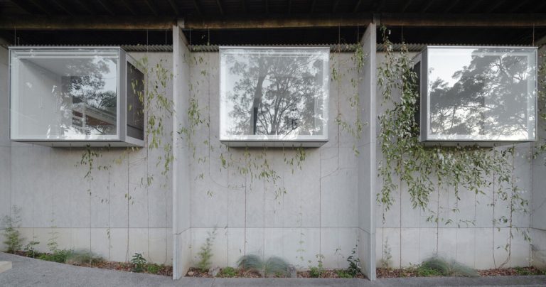 Panov – Scott Frames views with Australian seashore home