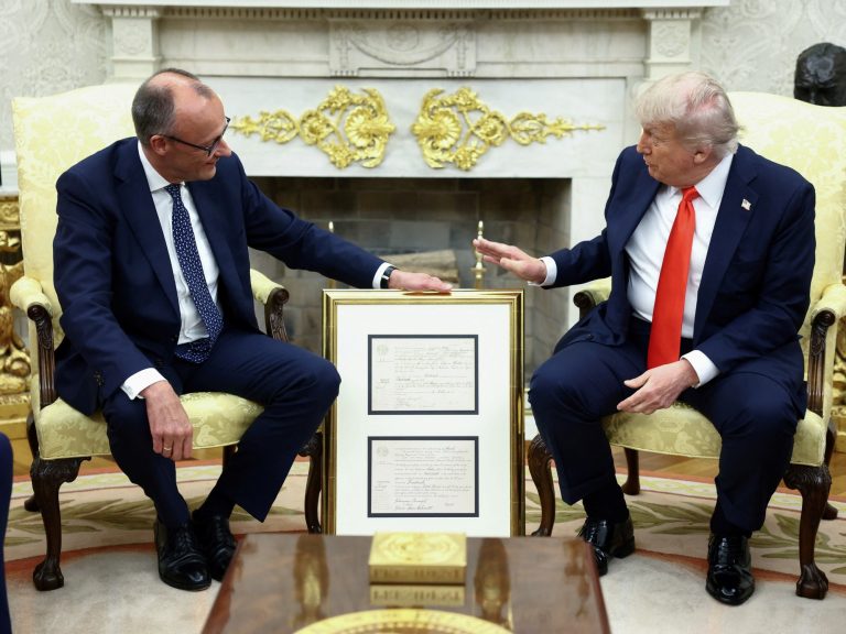 Donald Trump receives Friedrich Merz and guarantees that america and Germany could have a “nice relationship”