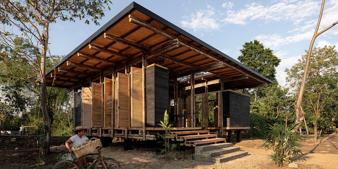 Tec Bakery of nature Futura doubles as studying house in Ecuador