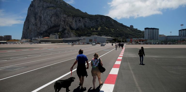 Europe would take management of the border of Peñón de Gibraltar