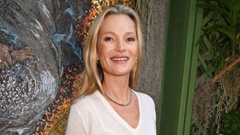 Scuffling with sheer? Kate Moss has a easy resolution