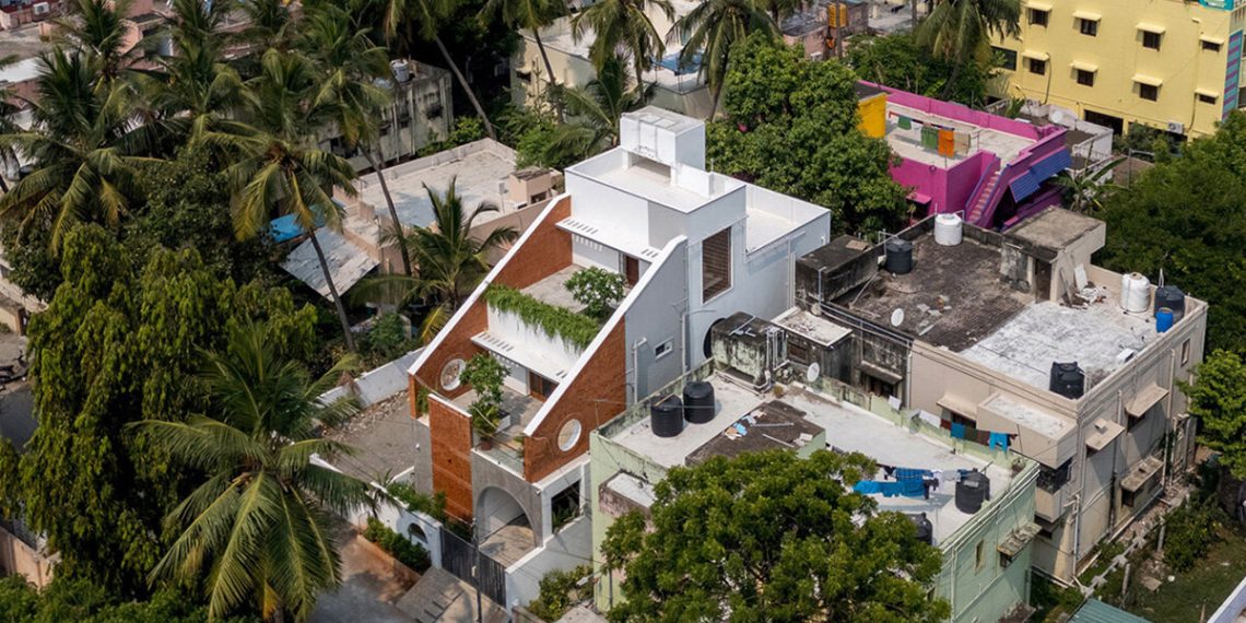 Terrays in steps Crown Indian residence of Dlea