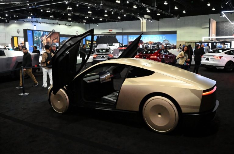 Tesla anticipated to launch an extended -lasting robotaxi service