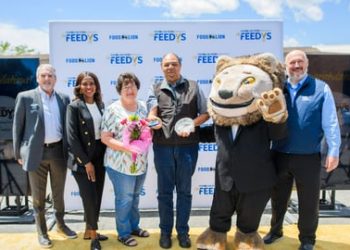 Meals Lion honors starvation aid advocates with Feedys Award