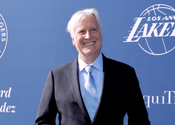 Buss Household sells Lakers to Mark Walter for a file for $ 10 billion; Prime 100 prospects for NBA undertaking