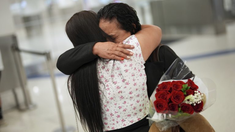 Trump’s new journey ban takes impact