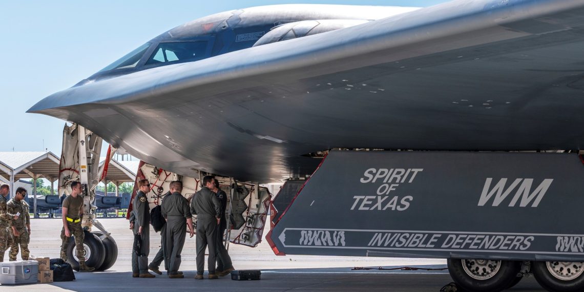 How are the B-2 planes, the bombs with which the USA attacked Iran’s underground nuclear plant