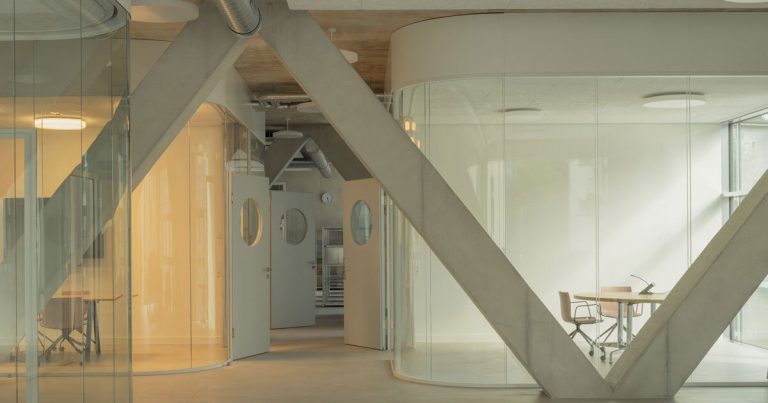 The concrete construction of the TRUSS framework varieties the vocational college in Zurich