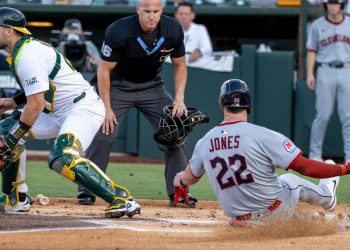 Ortiz throws the guards at Four-2 wins on athletics