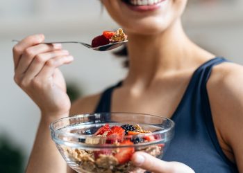 Dietitian reveals easy breakfast options to America’s fiber scarcity