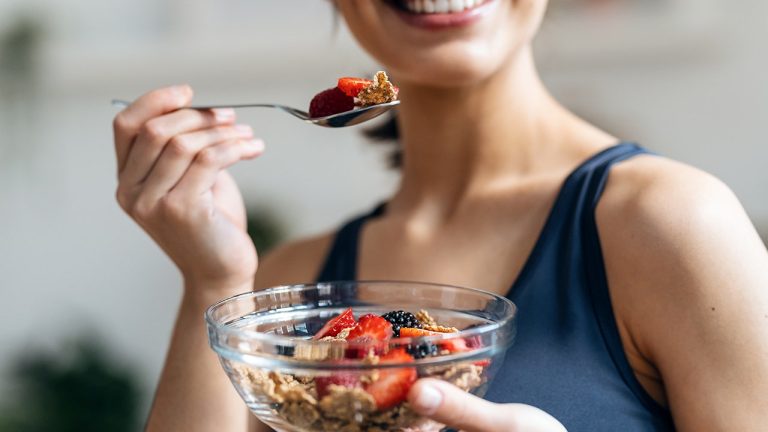 Dietitian reveals easy breakfast options to America’s fiber scarcity
