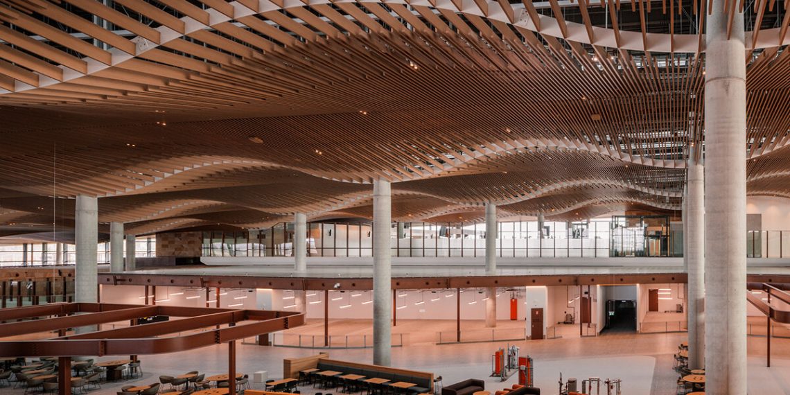 ZHA, COX & Woods Bagot Form Terminal Airport Sydney with wavy modules