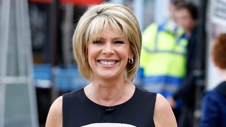Ruth Langsford’s Broderie shirt and trending turn-up denims